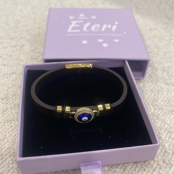 Men evil eye leather bracelet in a box - HOST PICK - Picture 3 of 4